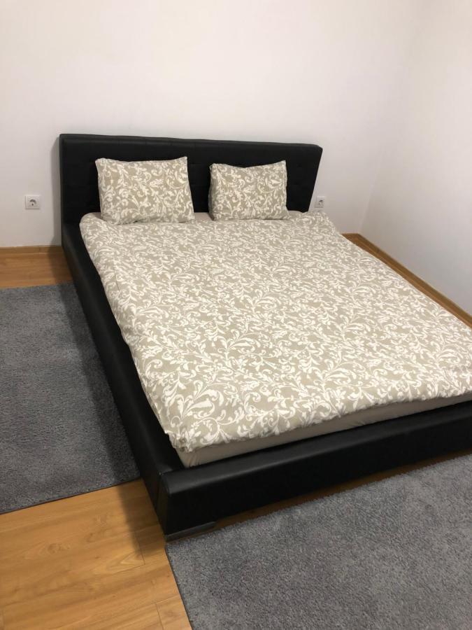 Apartament Antoaneta Leilighet Rîşnov Eksteriør bilde
